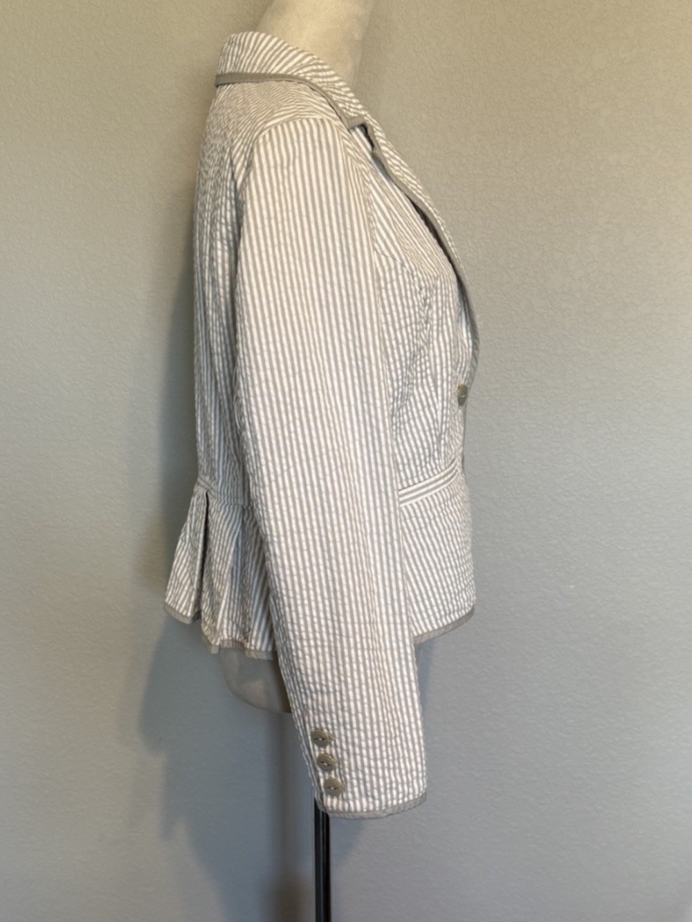 Sandro Womens Large Gray White Seersucker Blazer Gold Button Cotton - Picture 5 of 8